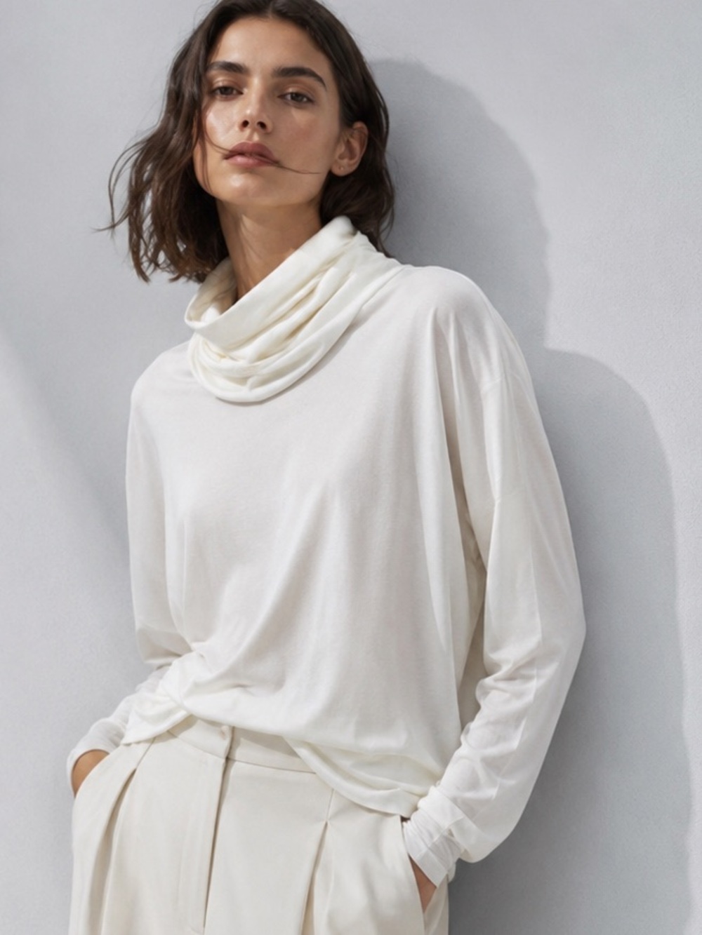 Marc Jacobs White Cowl Neck Top Size
